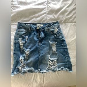 denim skirt